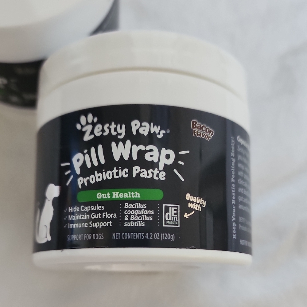 New Unopened Zesty Paws Pill Wrap